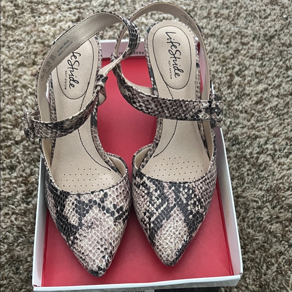 Life Stride Snakeskin Pattern Slingback Heels